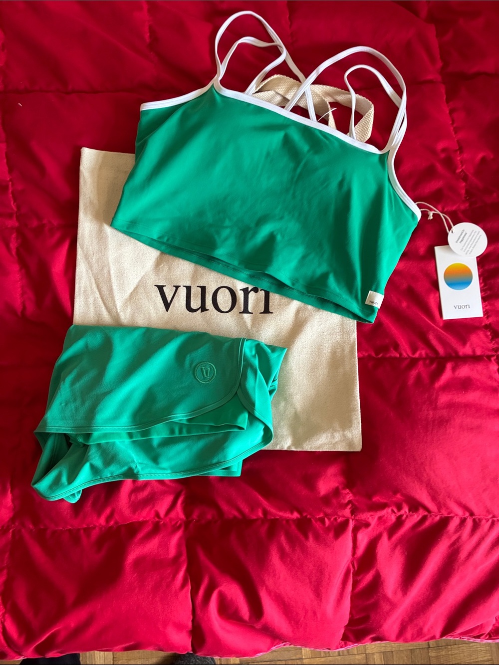 Vuori Luna Piped Tank and Short in Emerald Green Size Large - Picture 2 of 8